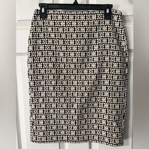 Banana Republic 2 Black Ivory Stretch Cotton Pencil Career Skirt Fully Lined
